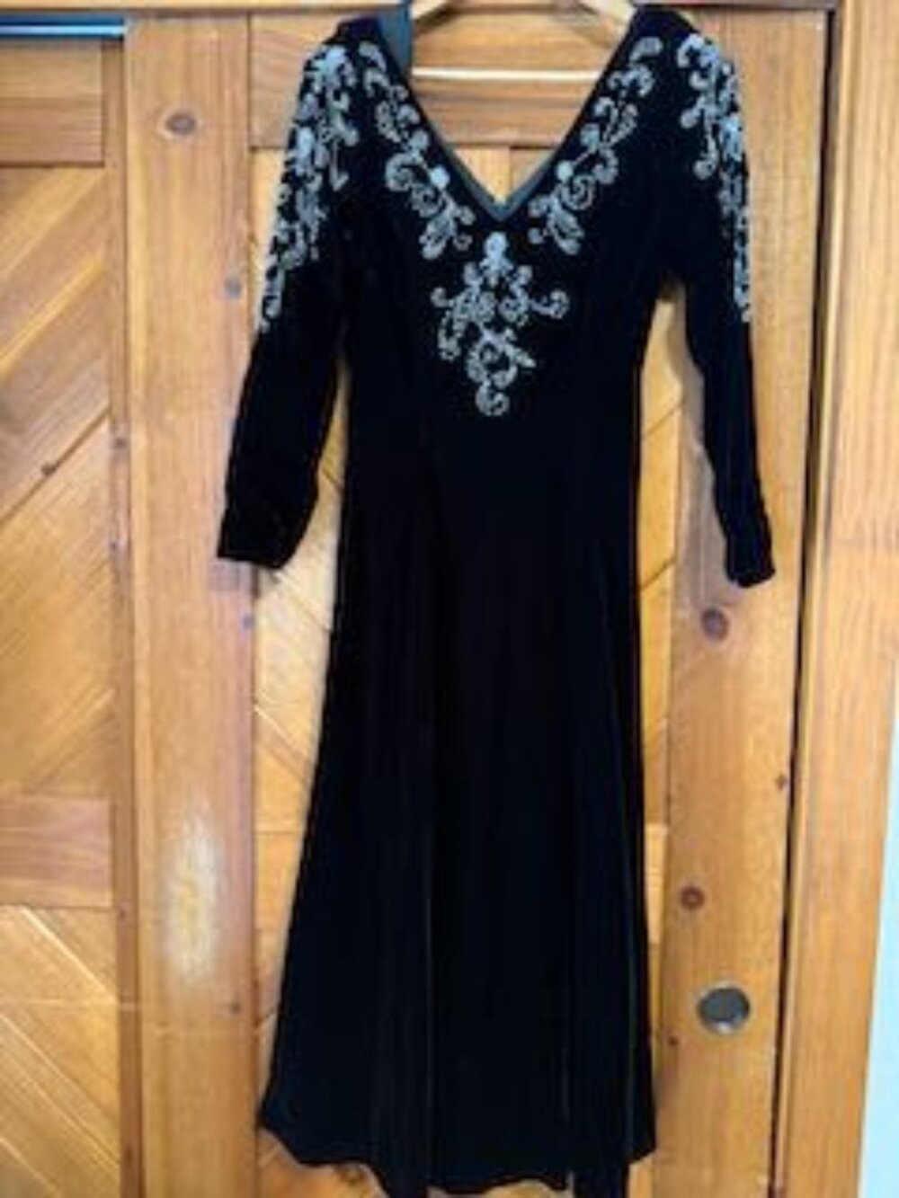 Vintage 1980s Nancy Johnson Beaded Velvet Dress